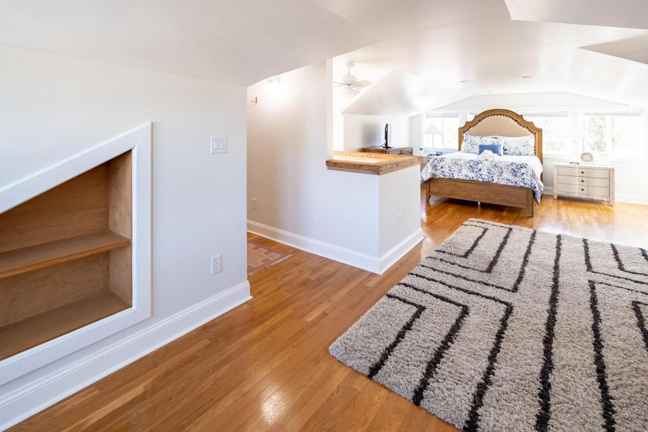 Contemporary 3-Bedroom Home With Balcony In Rva Richmond Bagian luar foto