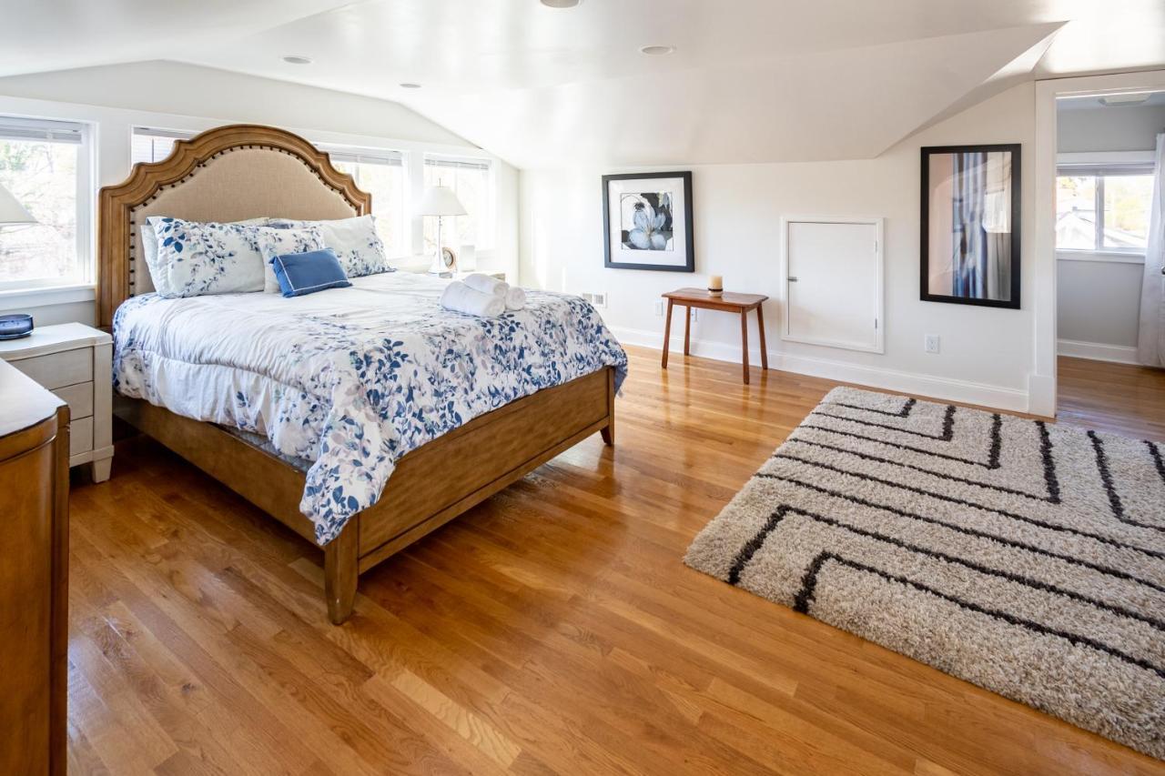 Contemporary 3-Bedroom Home With Balcony In Rva Richmond Bagian luar foto