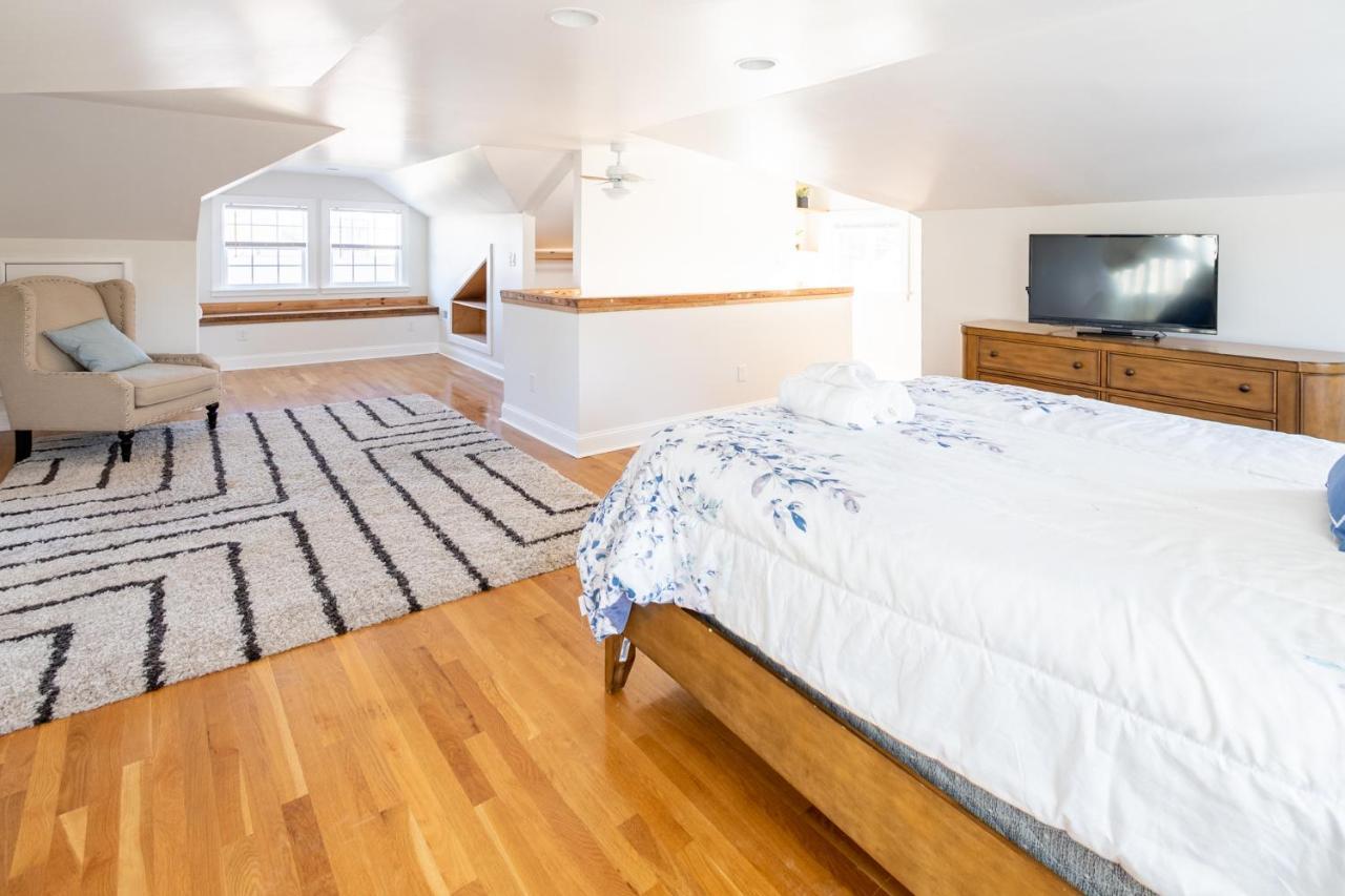 Contemporary 3-Bedroom Home With Balcony In Rva Richmond Bagian luar foto