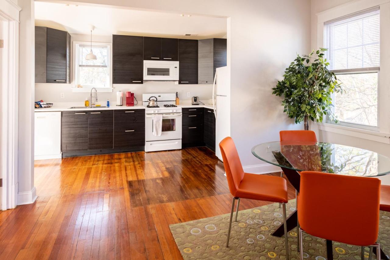 Contemporary 3-Bedroom Home With Balcony In Rva Richmond Bagian luar foto